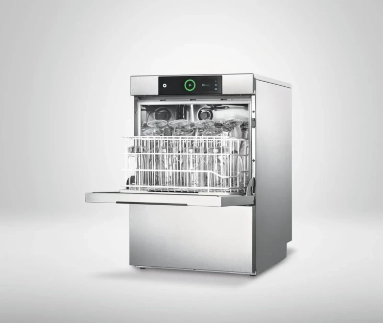 M-Print-H_ww_GCP_glasswasher_angle_glasses.webp